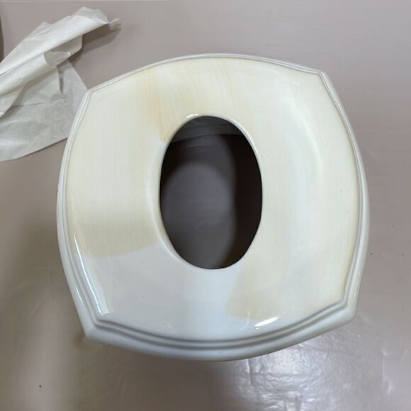 FLORAL DESIGN PORCELAIN TISSUE BOX COVER‎ - Picture 5 of 6